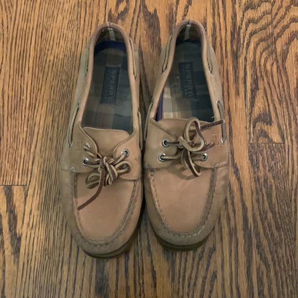 Women’s Sperrys Top Siders - Picture 2 of 4